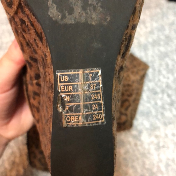 Cheetah booties - Picture 4 of 4